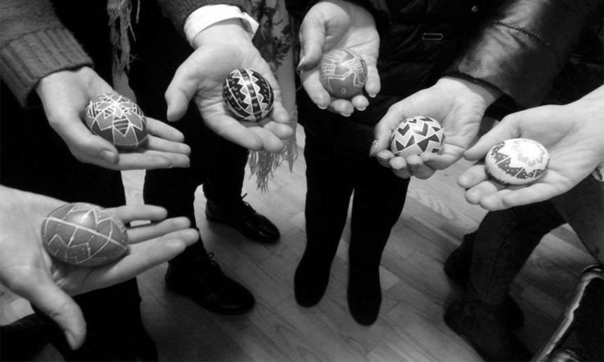 Новини Вінниці / Вінничан запрошують навчатися розписувати писанку автентичною восковою технікою