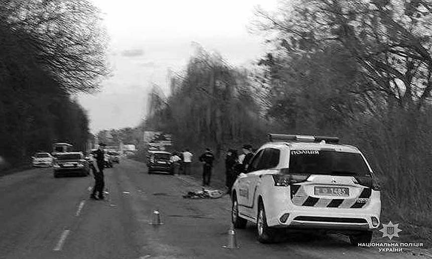 Новини Вінниці / Біля Вінниці рейсовий автобус ледь не вбив велосипедистку