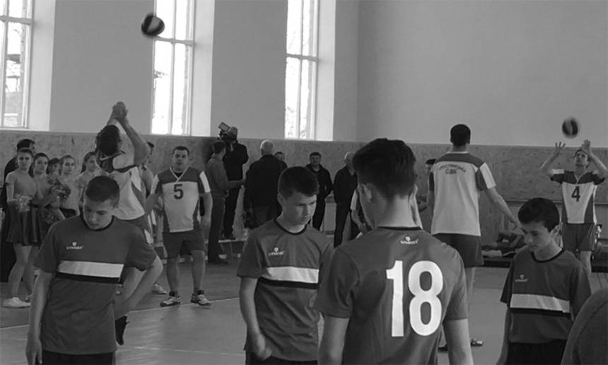 Новини Вінниці / У Тростянці після завершення реконструкції відкрили спорткомплекс. Його вже оцінив голова ОДА Коровій (ФОТО)