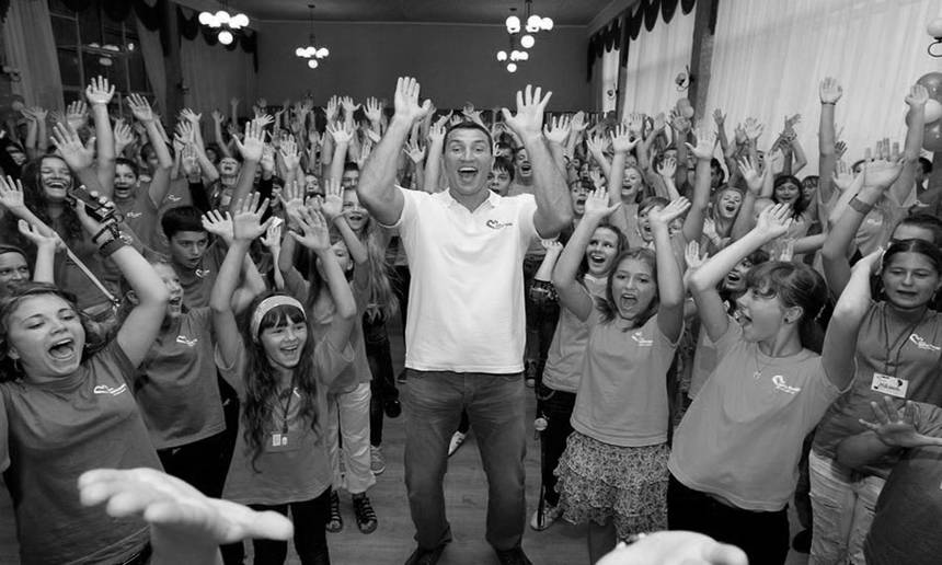 Новини Вінниці / Четверо школярів Вінниччини потрапили до «Школи успіху» Кличків