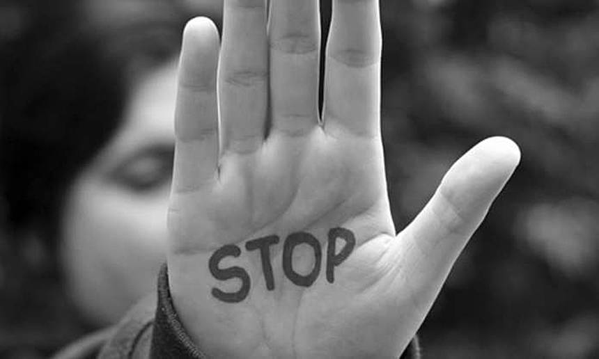 Новини Вінниці / Мешканці Брацлава вкотре перекрили розбиту вантажівками дорогу, вимагаючи її негайного ремонту