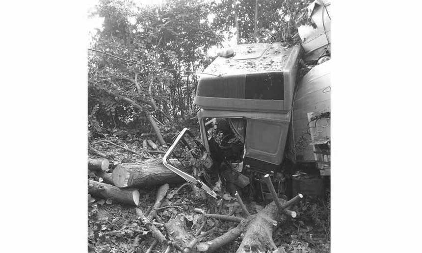 Новини Вінниці / ДТП на Немирівщині: водій вантажівки заснув за кермом