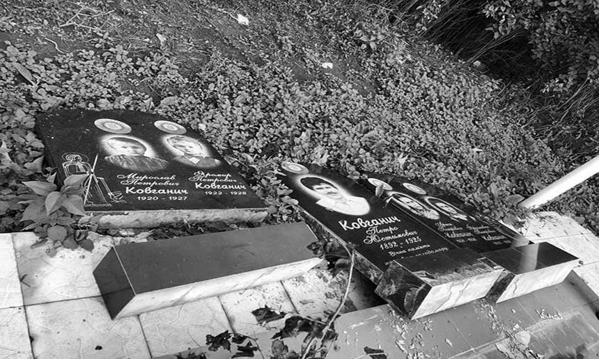 Вандали пошкодили надгробні пам'ятники на цвинтарі у Погребищі. У соцмережах в усьому звинувачують священика / Новости Винницы и области / Інформаційний портал На Париже Новини Вінниці / Вандали пошкодили надгробні пам'ятники на цвинтарі у Погребищі. У соцмережах в усьому звинувачують священика