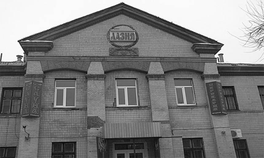 Новини Вінниці / Десяток вінницьких правоохоронців вгамовували кремезного відвідувача ресторану