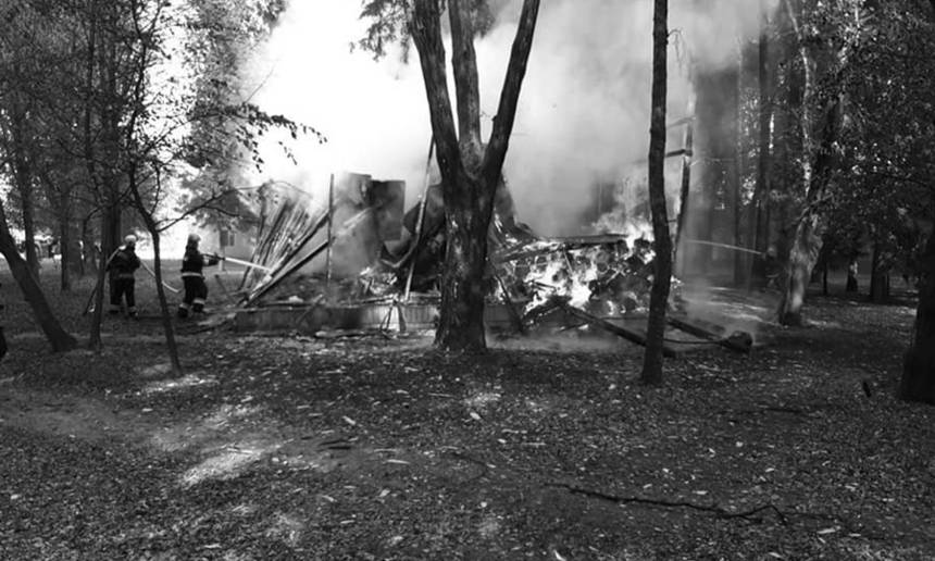 Новини Вінниці / У вінницькому Центральному парку згорів зал ігрових автоматів