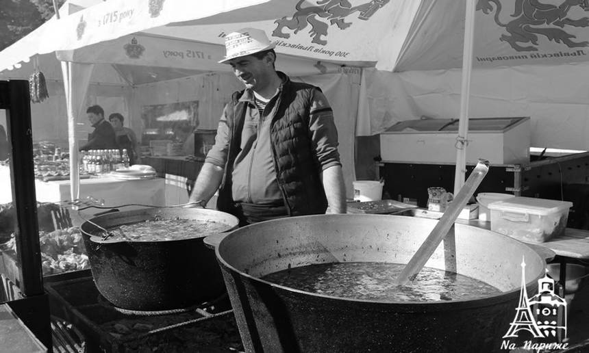 Новини Вінниці / Чача, хачапурі, хінкалі: у Вінниці стартував дводенний фестиваль грузинської культури