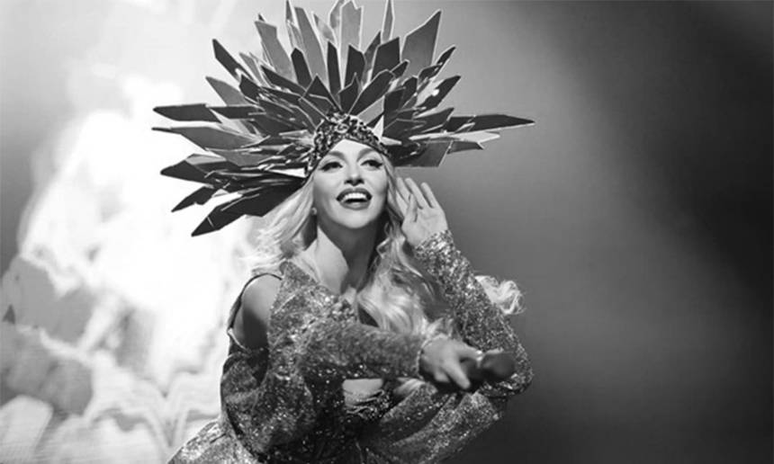 Новини Вінниці / Епатажна вінничанка Оля Полякова виклала у мережу провокаційні фото з Мальдівських островів