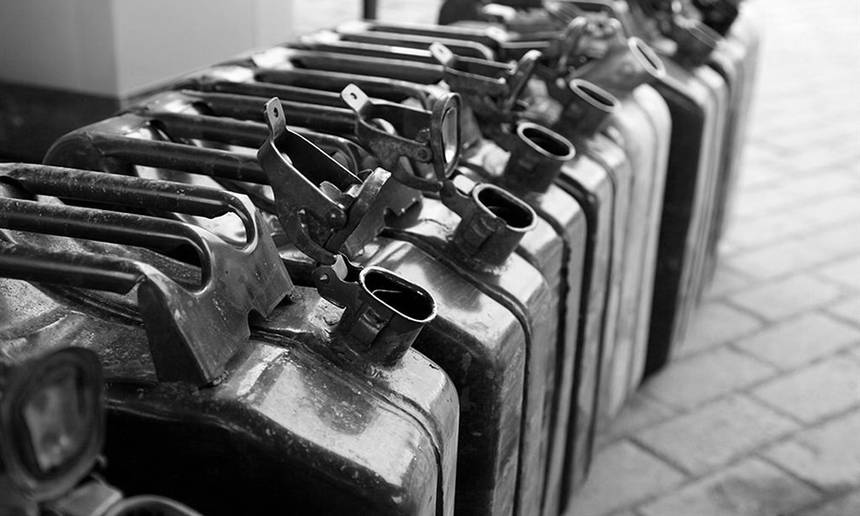 Новини Вінниці / Вінничанина підозрюють у крадіжці палива на кілька сотень тисяч гривень