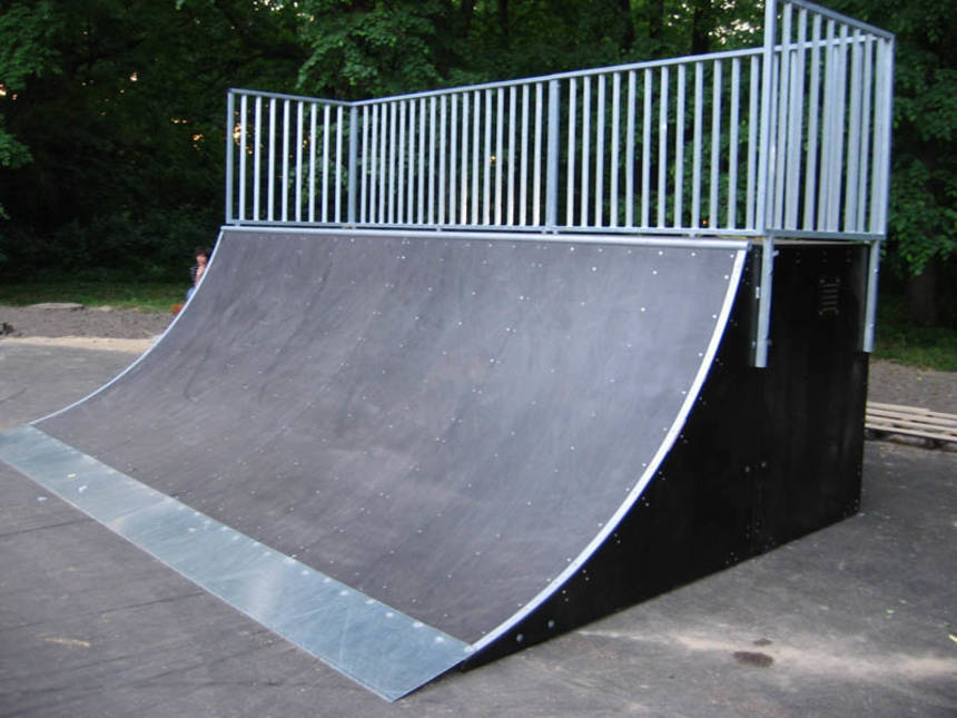 Новини Вінниці / Вінницького міського голову просять звернути увагу на аварійний скейт-парк