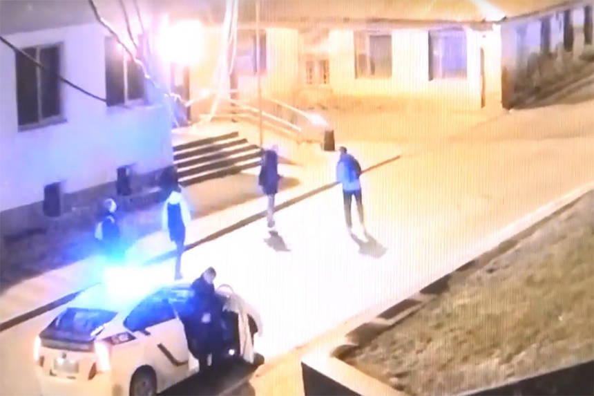 Новини Вінниці / Поліція спинила бійку під Вінницької міською радою