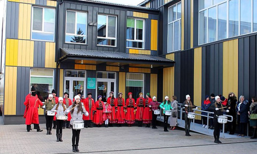 Новини Вінниці / У райцентрі на Вінниччині відкрили оновлену спортивну школу, на її реконструкцію витратили майже десять мільйонів гривень (ФОТО)