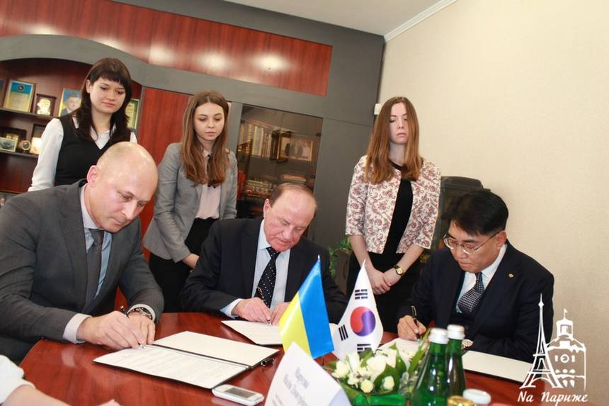 Новини Вінниці / У Вінниці створять українсько-корейський науково-дослідний центр в якому шукатимуть ліки від раку