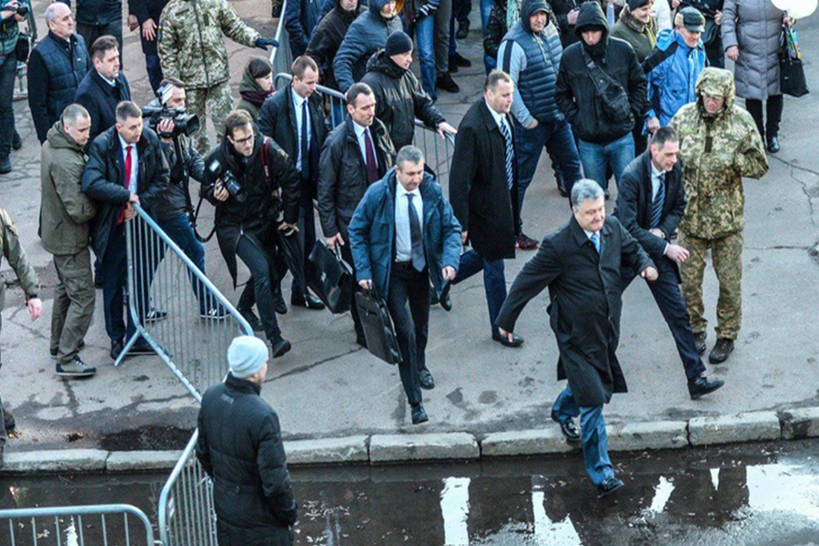 Новини Вінниці / «Розвідники» Нацкорпусу у Вінниці та фейк про «втечу» у Житомирі. Як постачаються теми проросійським ЗМІ 