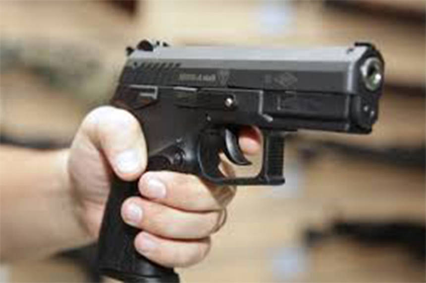 У Вінниці «стрілок» поцілив у музиканта та зник з ресторану / Новости Винницы и области / Інформаційний портал На Париже Новини Вінниці / У Вінниці «стрілок» поцілив у музиканта та зник з ресторану