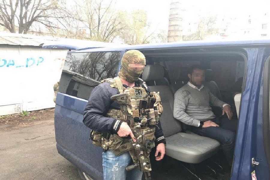 Новини Вінниці / Вінницькі співробітники СБУ затримали шістьох осіб, що фінансували терористів «Д/ЛНР»