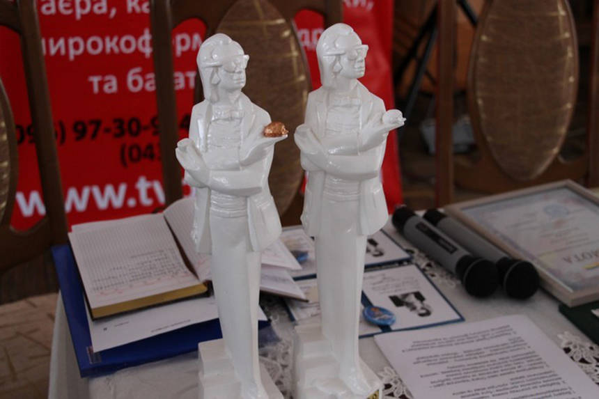 Новини Вінниці / Стали відомі імена лауреатів нової літературної премії імені Олега Чорногуза