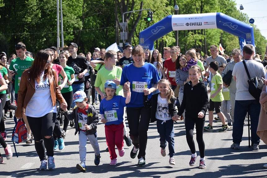 Новини Вінниці / Напівмарафон у Вінниці: вінничани бігтимуть 21.095 км, аби виграти 10 тисяч гривень чи велосипед