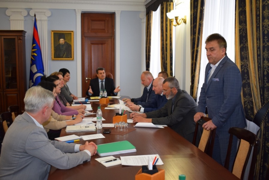 Новини Вінниці / Вінницький коледж культури і мистецтв ім. Леонтовича хоче очолоти «старий» керівник