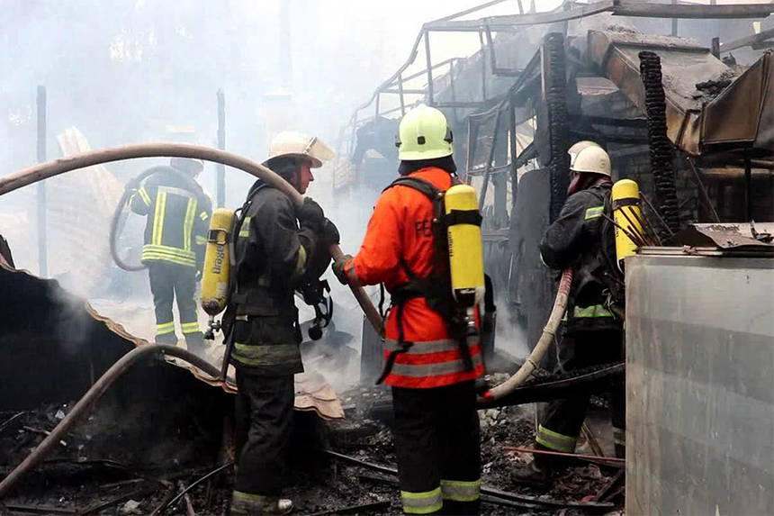 Новини Вінниці / У Вінниці горіли одразу чотири будинки. Селяни втратили тонну сіна