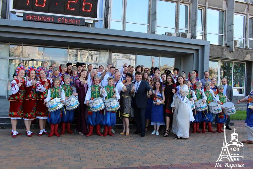 Новини Вінниці / Митці з України, Польщі, Грузії, Таджикистану, Киргизстану та Китаю боротимуться за титул «Кращого художника» у Вінниці (ФОТО, ВІДЕО)