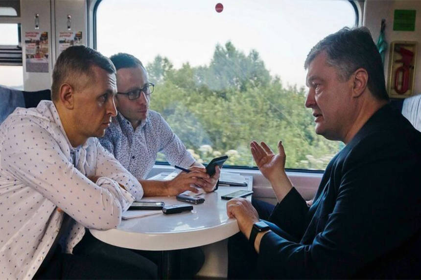 Головними опонентами "ЄС" на виборах Порошенко назвав проросійські партії Бойка-Медведчука і Мураєва-Вілкула / Новости Винницы и области / Інформаційний портал На Париже Новини Вінниці / Головними опонентами "ЄС" на виборах Порошенко назвав проросійські партії Бойка-Медведчука і Мураєва-Вілкула