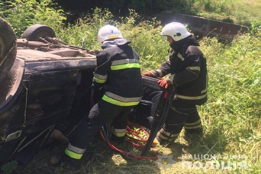 Новини Вінниці / У ДТП на Вінниччині загинув 41-річний АТОвець: у чоловіка залишилось двоє дітей  