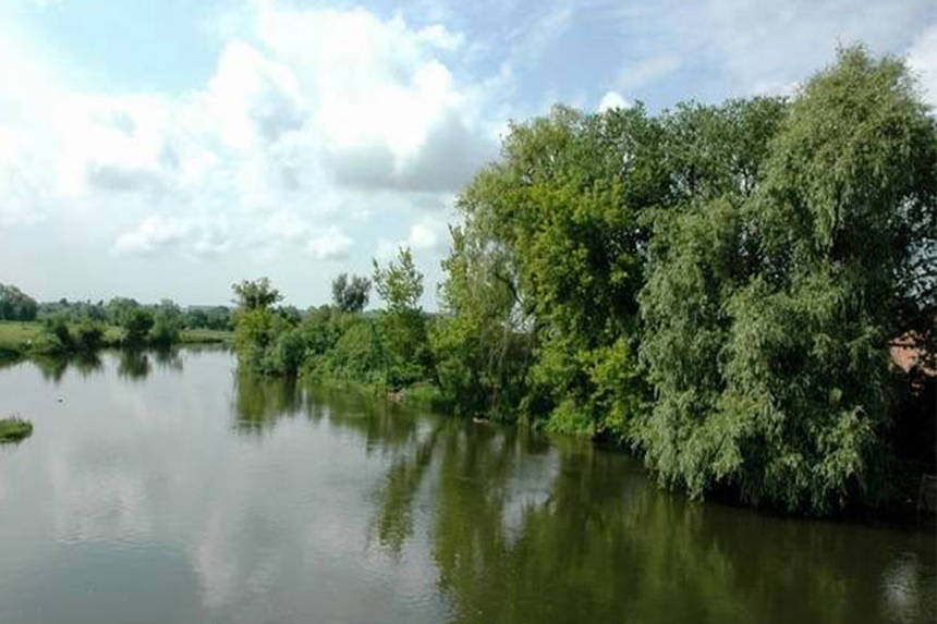 Новини Вінниці / В межах Хмільника та околиць земснаряд розчистить Південний Буг