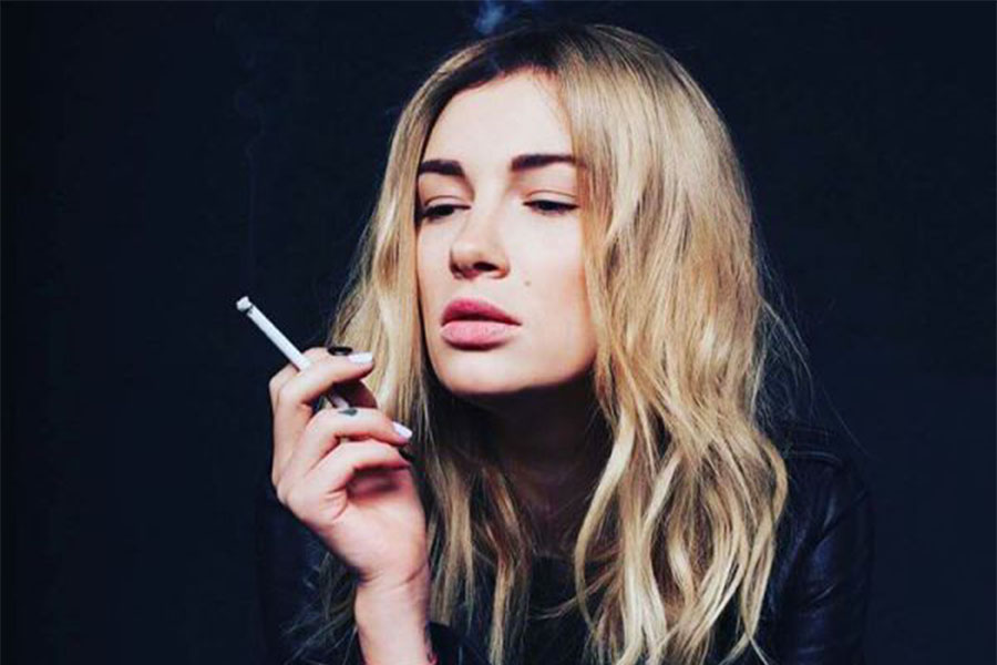 Новини Вінниці / Заради Порошенка співачка Настя Приходько вирішила стати вінничанкою (ВІДЕО)