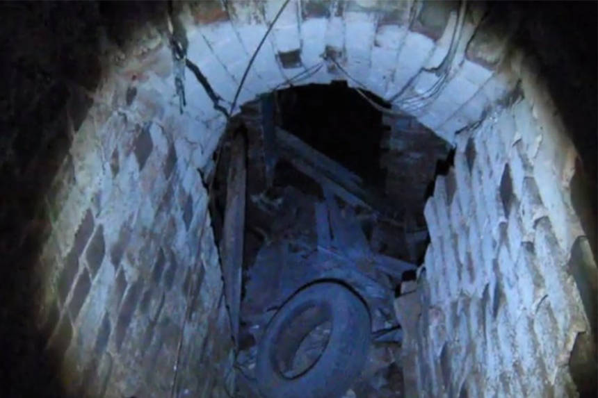 Новини Вінниці / Мандрівка підземеллями Вінниці. У давніх катакомбах містяни зберігають непотріб (ВІДЕО)