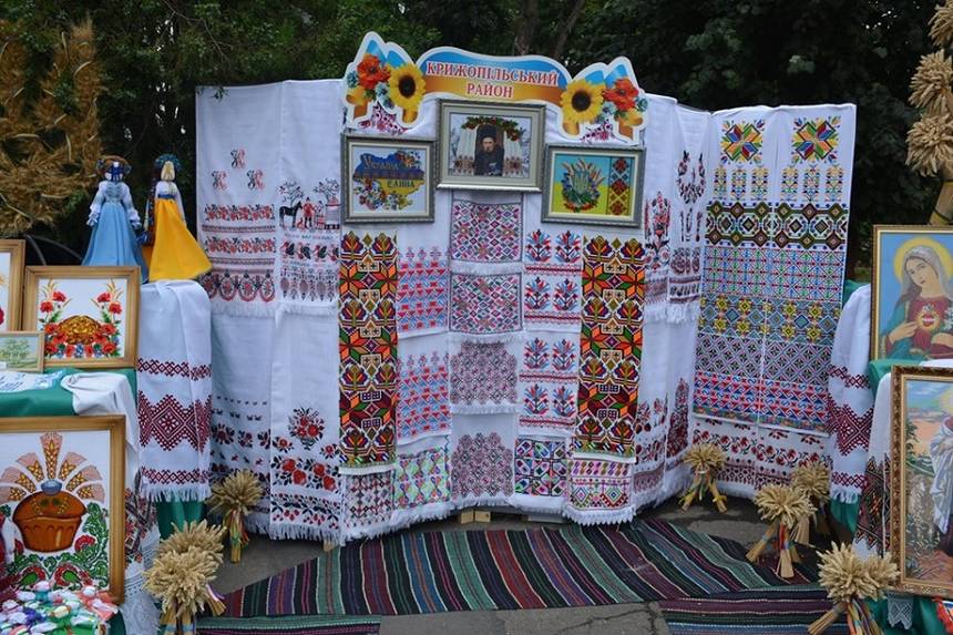 Новини Вінниці / Вишиті рушники з усіх районів покажуть у Вінниці з нагоди Дня Незалежності 