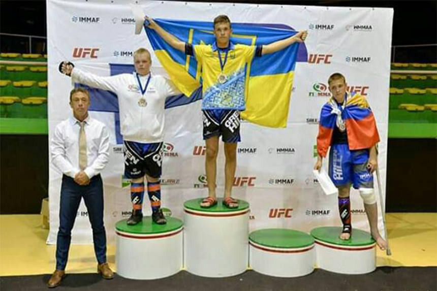 Новини Вінниці / Спортсмен з Вінниччини виборов золоту медаль на чемпіонаті світу зі змішаних єдиноборств (ММА)