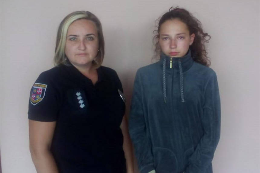 Новини Вінниці / На Вінниччині дівчина, посварившись з хлопцем, втекла з дому