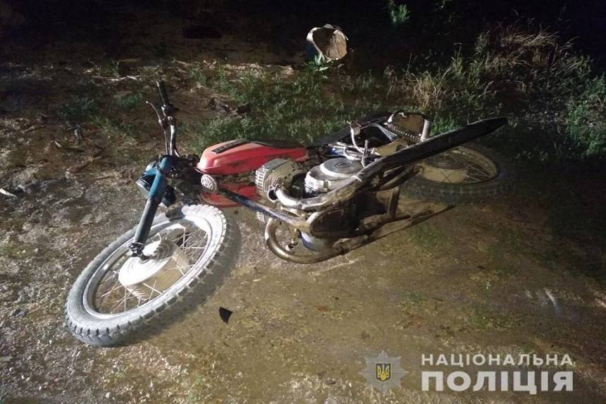 На Вінниччині мотоцикліст втратив ногу через п’яного водія «сімки» / Новости Винницы и области / Інформаційний портал На Париже Новини Вінниці / На Вінниччині мотоцикліст втратив ногу через п’яного водія «сімки»