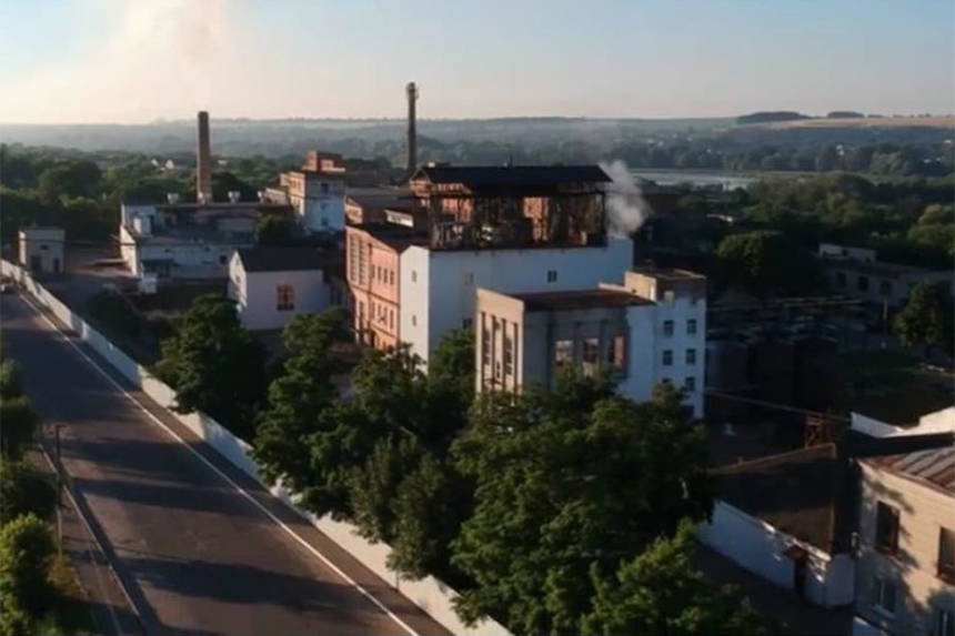 Вінницька лабораторія не відчула смороду у Тростянці, а місцевий спиртзавод не бачить підстав простоювати / Новости Винницы и области / Інформаційний портал На Париже Новини Вінниці / Вінницька лабораторія не відчула смороду у Тростянці, а місцевий спиртзавод не бачить підстав простоювати