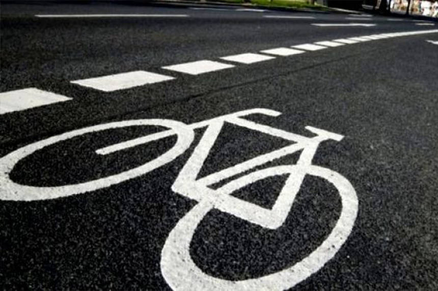 Новини Вінниці /  У Вінниці не вщухають розборки за місце на велодоріжках: залізні коні проти колясок