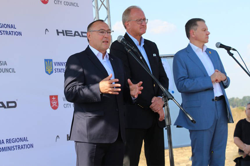 Новини Вінниці / На Вінниччині розпочали будівництво заводу по виробництву спортивних товарів компанії «HEAD» (ФОТО)