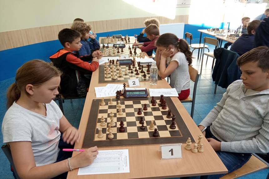 Новини Вінниці / Юнацький чемпіонат області з шахів пройшов у Вінниці: найбільше перемог у вінничан та жмеринчан (ФОТО) 