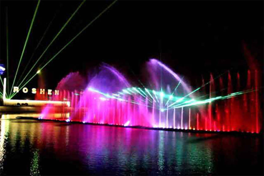 Новини Вінниці / Корпорація Roshen назвала попередню дату закриття фонтану у Вінниці