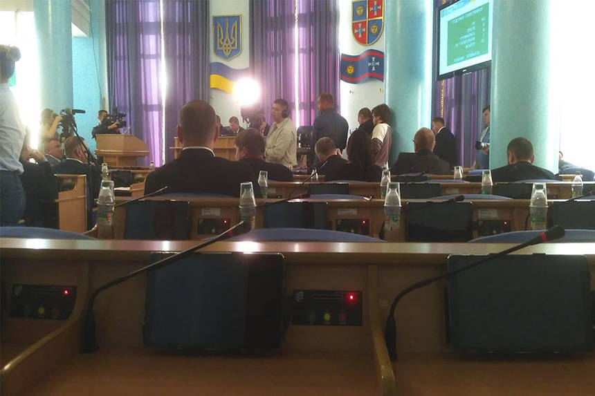 Новини Вінниці / У Вінницькій облраді на одну фракцію стало менше