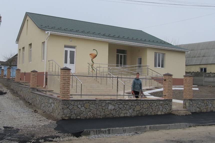 Новини Вінниці / Нова амбулаторія у Гущинцях на Вінниччині готова до відкриття: будували за кошти громади (ФОТО)