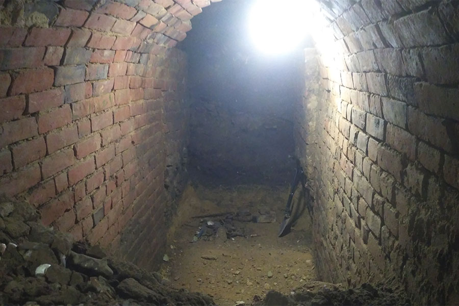 Новини Вінниці / У Вінниці знайдені докази існування підземної «магістралі» на Єрусалимці, але важлива ділянка тиждень як знищена (ФОТО, ВІДЕО)