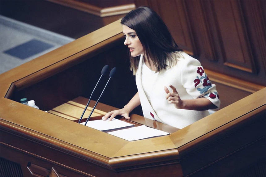 Лариса Білозір наполягає на ремонті регіональних автошляхів на Вінниччині / Новости Винницы и области / Інформаційний портал На Париже Новини Вінниці / Лариса Білозір наполягає на ремонті регіональних автошляхів на Вінниччині