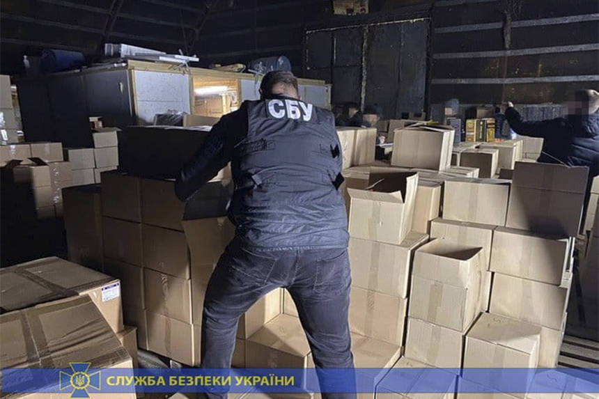 Новини Вінниці / На Вінниччині СБУ накрило чергове підпільне алкогольне виробництво (ФОТО)