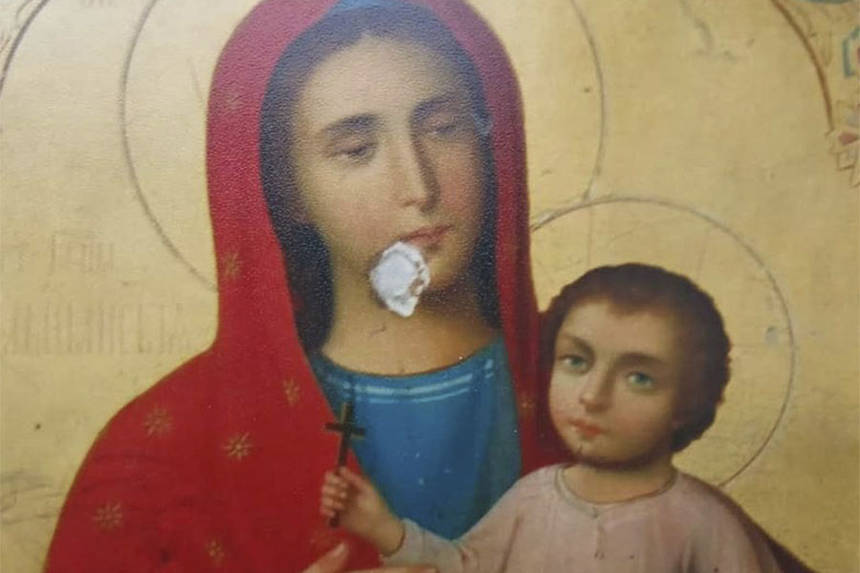 Новини Вінниці / На Вінниччині з храму викрадено дві старовинні ікони (ФОТО)