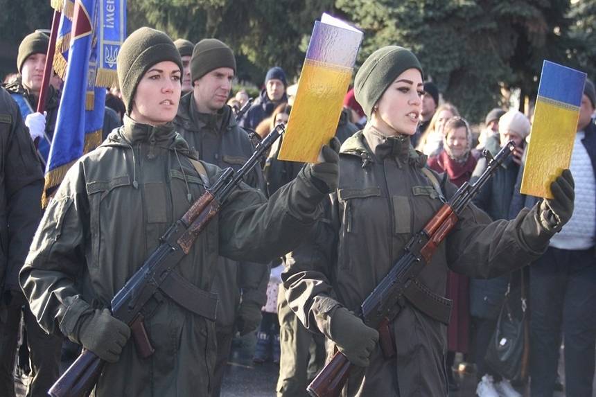 Новини Вінниці / Чверть новобранців, які склали присягу в одній із частин Вінниччини, є жінками