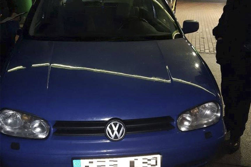 Новини Вінниці / Нічна Вінниця: патрульні зупинили молодика без водійського посвідчення на автівці з підробленими номерами