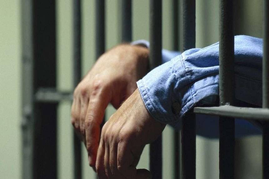 Чотири роки ув’язнення: у Вінниці суд виніс вирок грабіжнику, який на зупинці напав на жінку / Новости Винницы и области / Інформаційний портал На Париже Новини Вінниці / Чотири роки ув’язнення: у Вінниці суд виніс вирок грабіжнику, який на зупинці напав на жінку