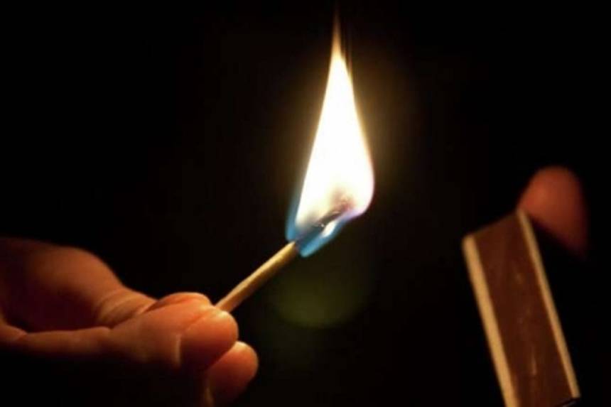 Новини Вінниці / Без даху над головою залишилася родина у Жмеринському районі на Вінниччині через дитячі пустощі 