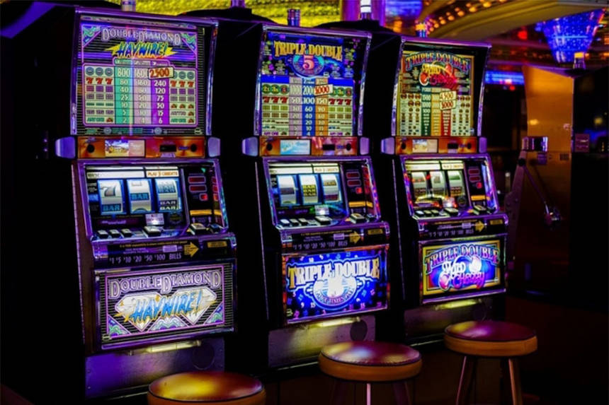 Новини Вінниці / У Вінниці силовики «накрили» підпільний гральний заклад у житловому будинку