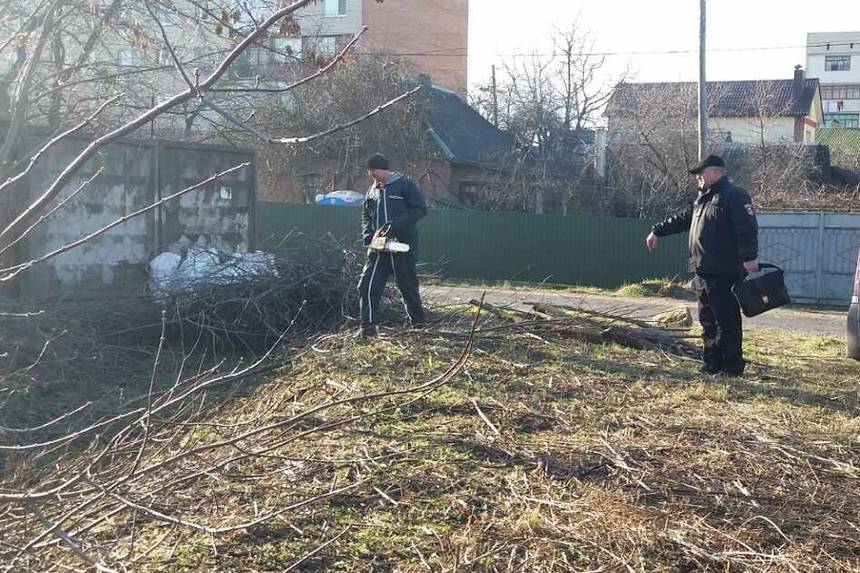 Новини Вінниці / У Вінниці Муніципальна варта загітувала підприємців вийти на «суботник» (ФОТО)